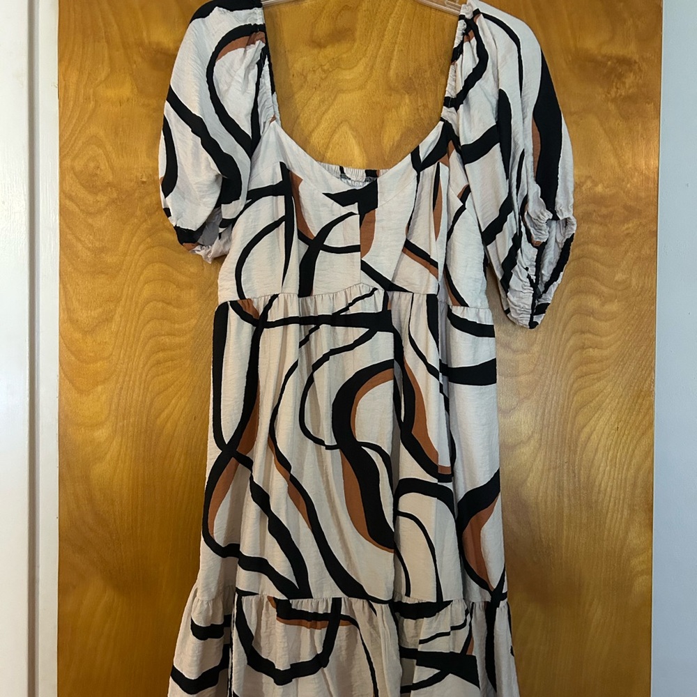 Nine West Black and Brown Swirl Tiered Dress